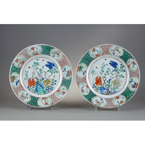 Pair of small dish famille verte